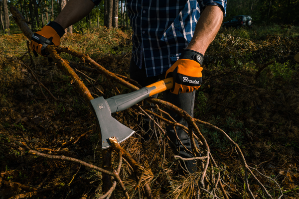 1250g Fibreglass Universal Axe