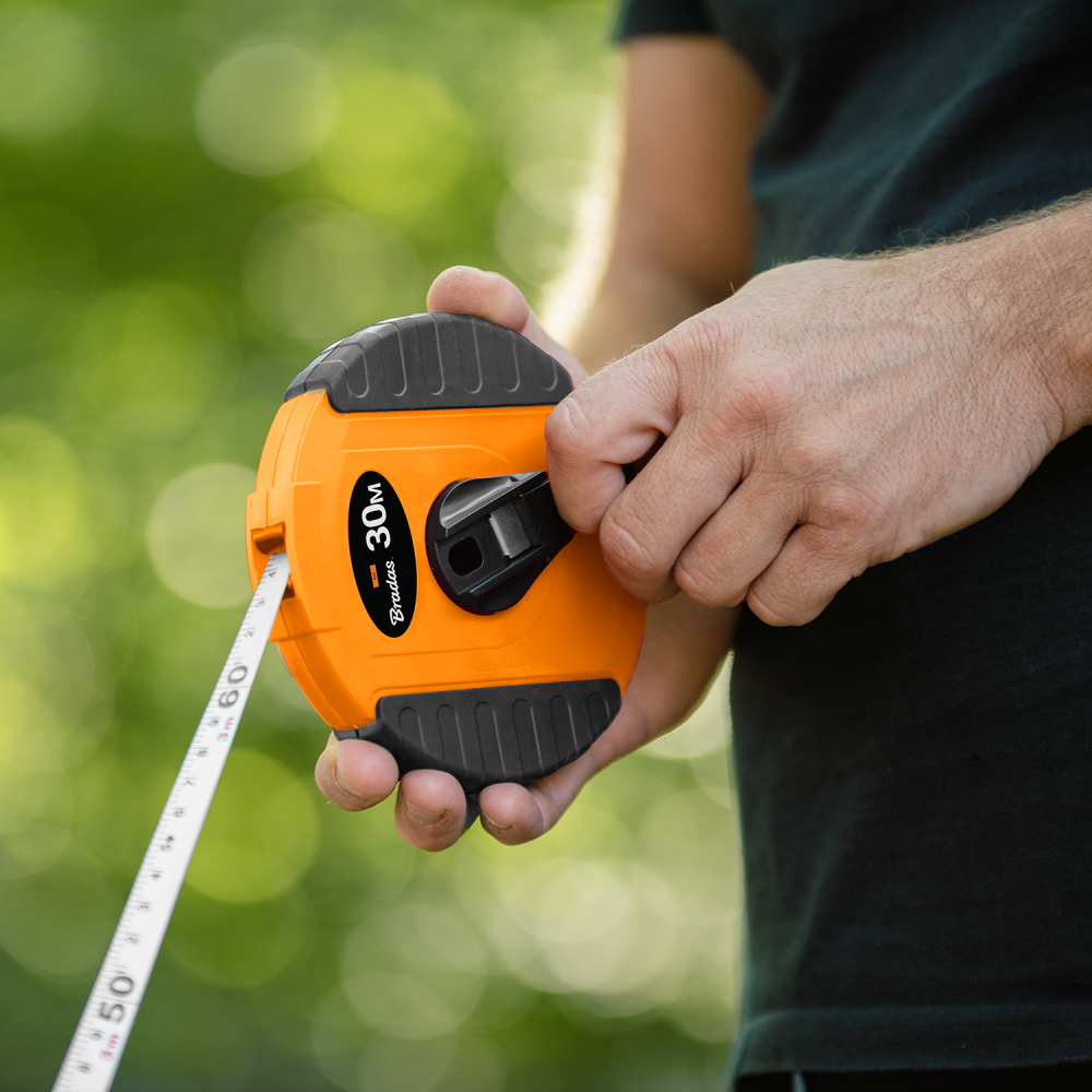 13mm Wide Fibreglass Measuring Tape – Black/Orange, 20m to 50m Range