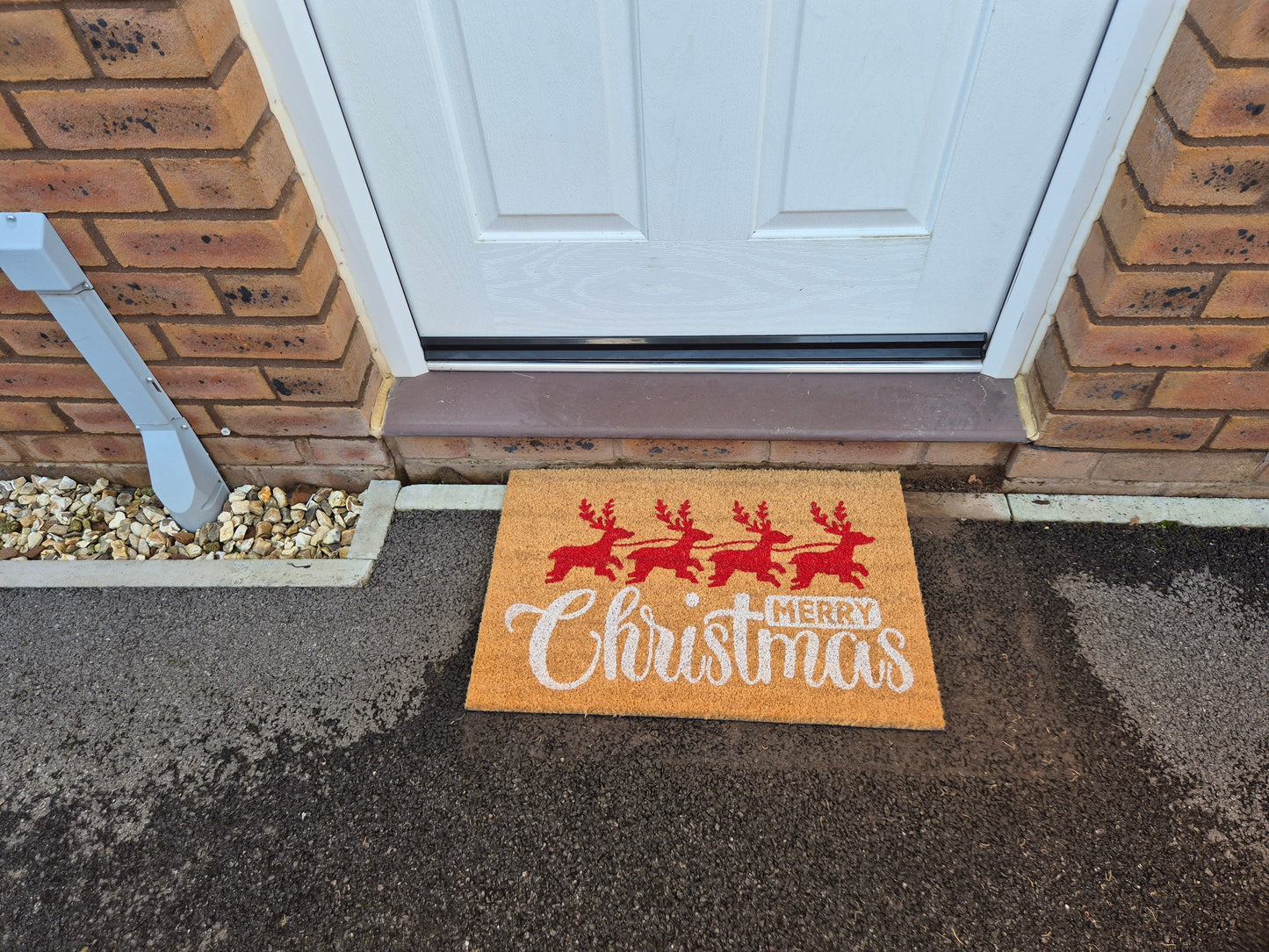 Festive Doormat 60x40 cm – ‘Merry Christmas’ in Red and Silver