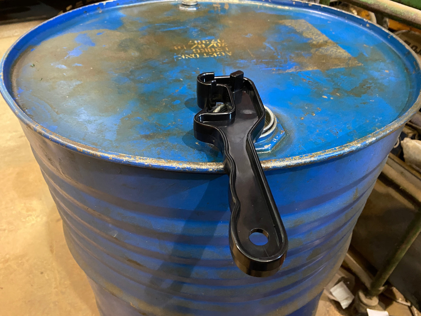 Universal Oil Drum Key Wrench