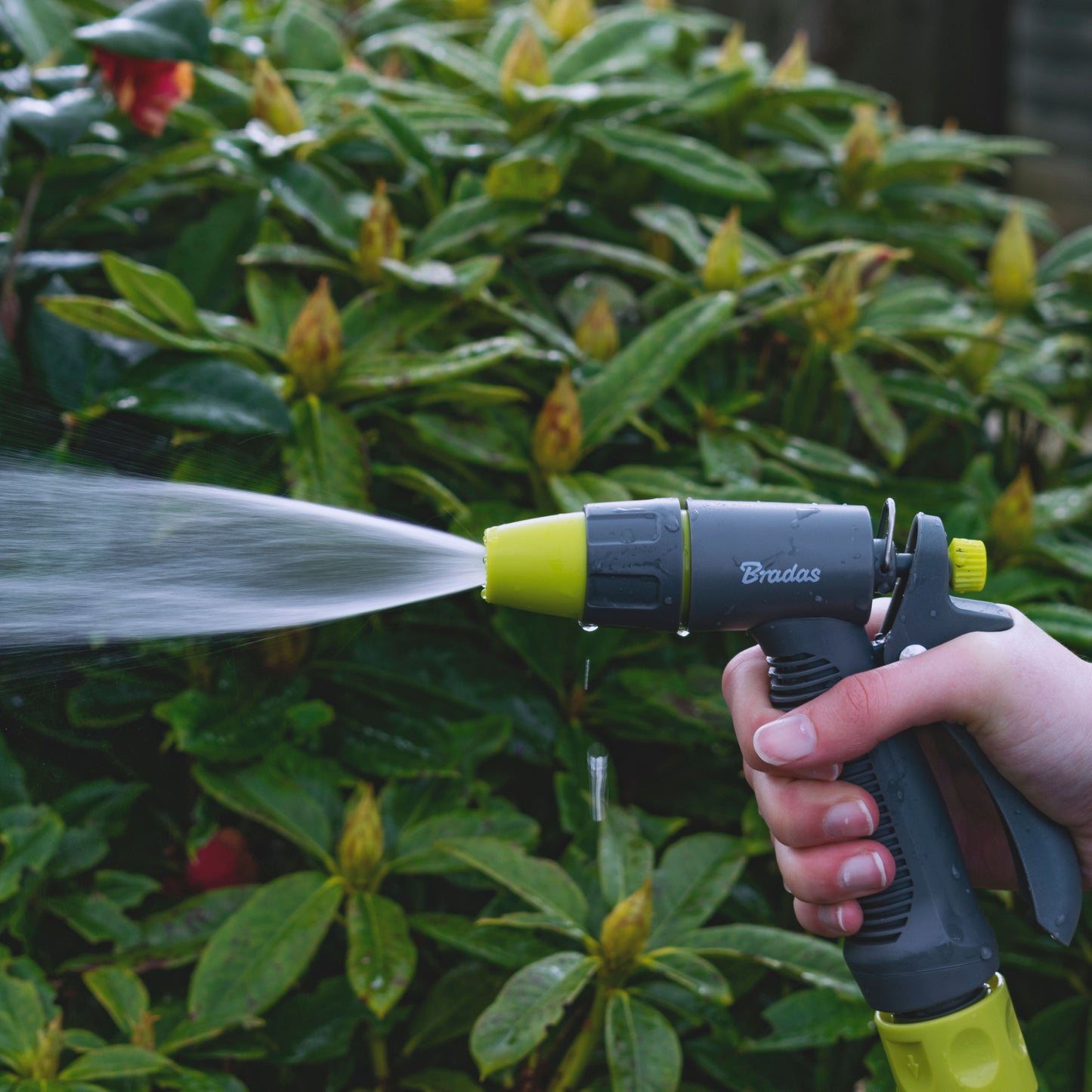 Lime Adjustable Spray Pattern Garden Hose Gun