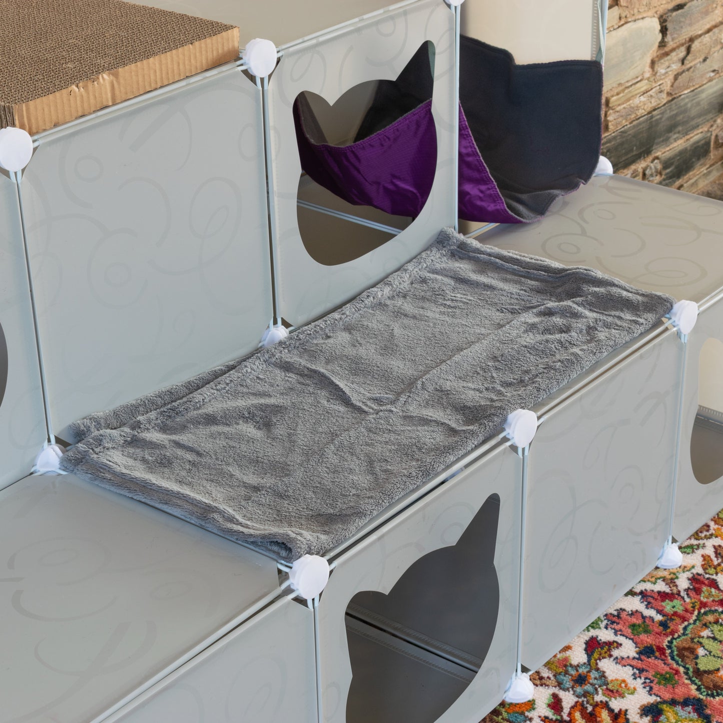 Maxi-Sized Kitty Cubby Play Tower