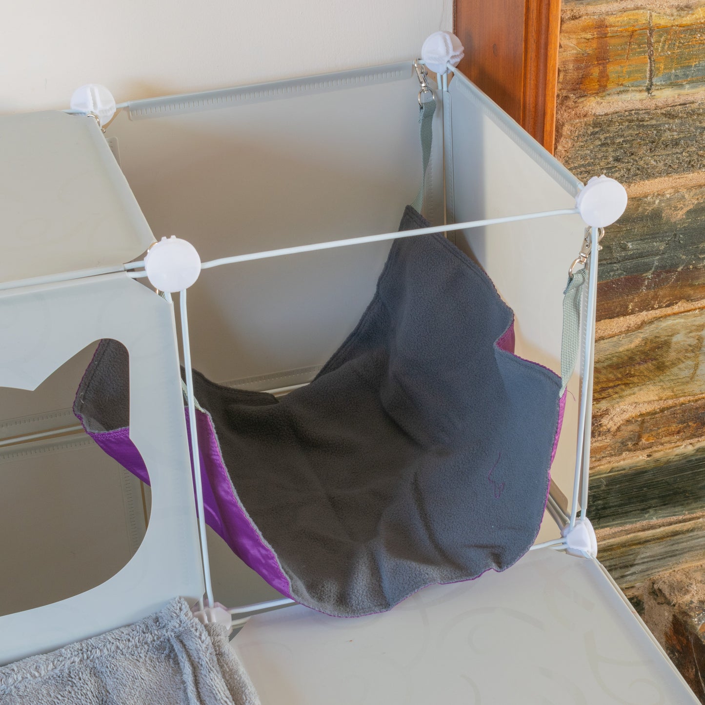 Maxi-Sized Kitty Cubby Play Tower