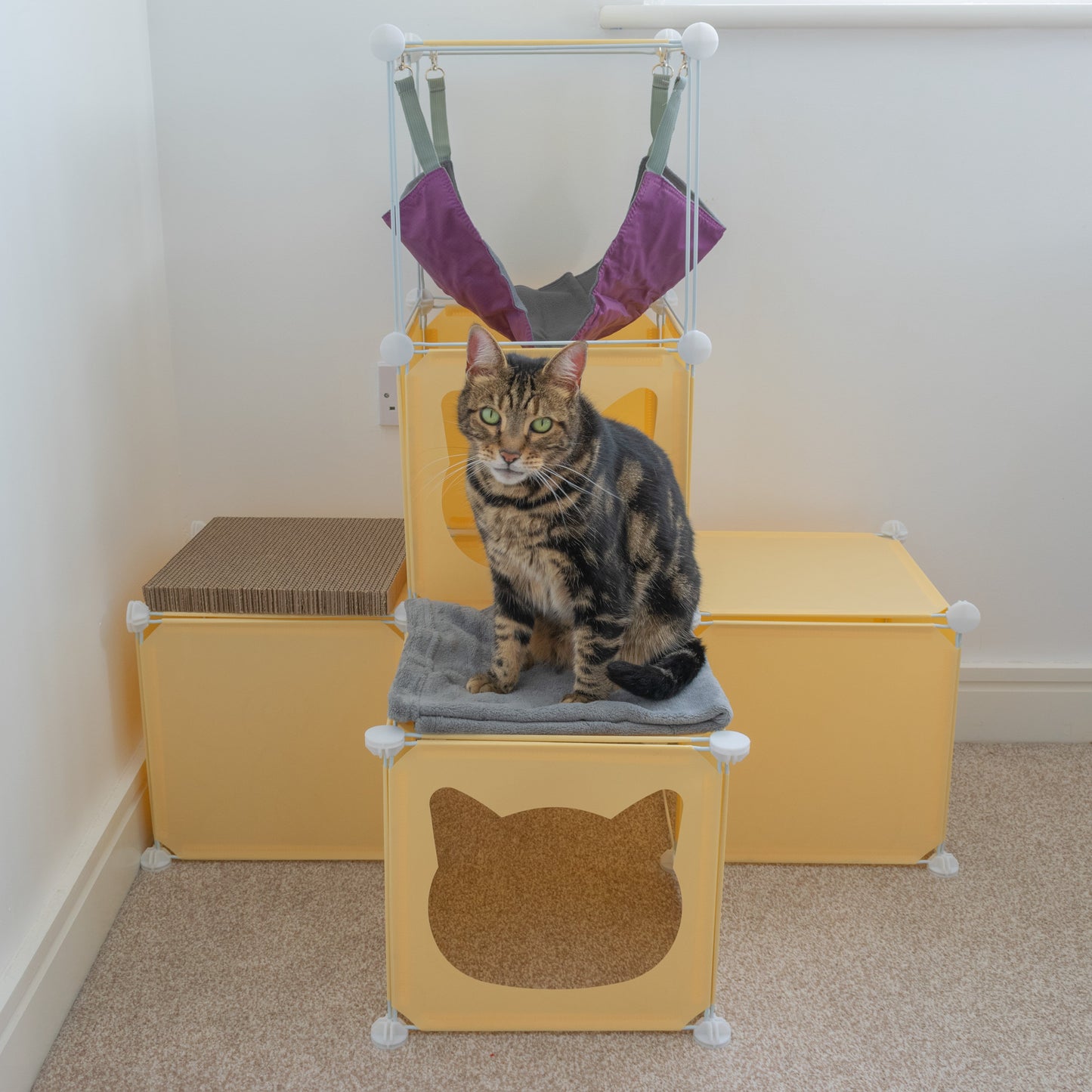 Medium-Sized Kitty Cubby Play Tower