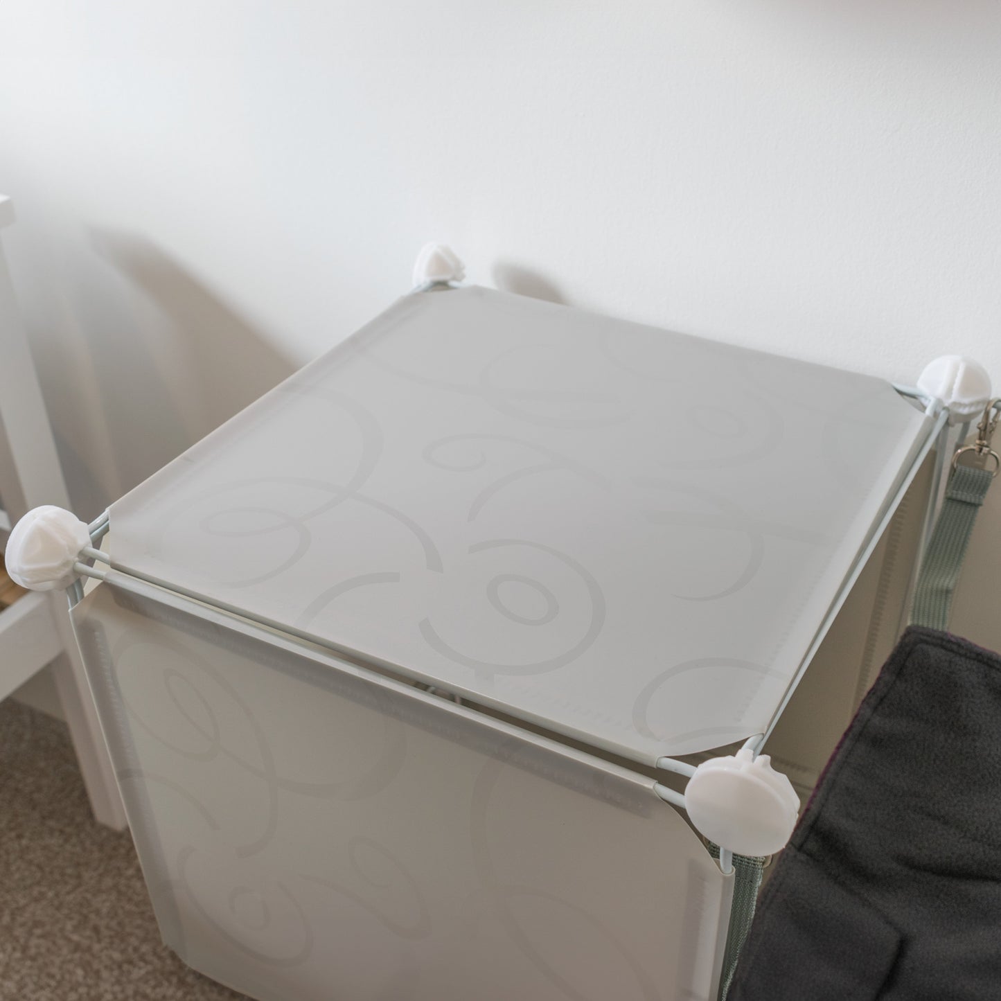 Medium-Sized Kitty Cubby Play Tower