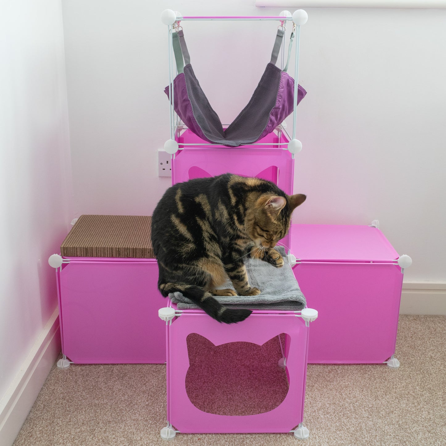 Medium-Sized Kitty Cubby Play Tower