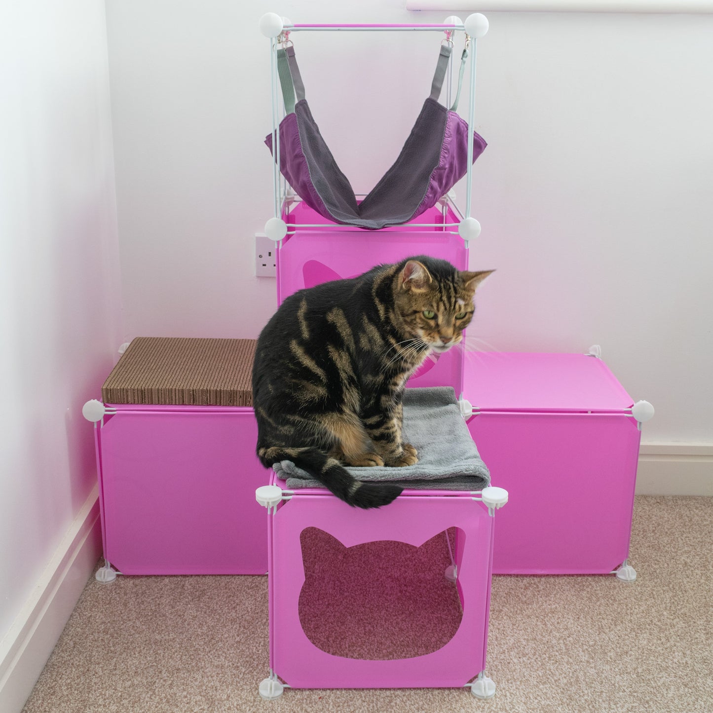 Medium-Sized Kitty Cubby Play Tower