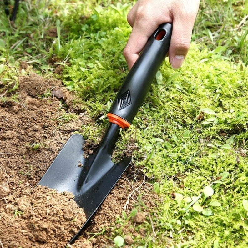 Narrow De Luxe Garden Spade