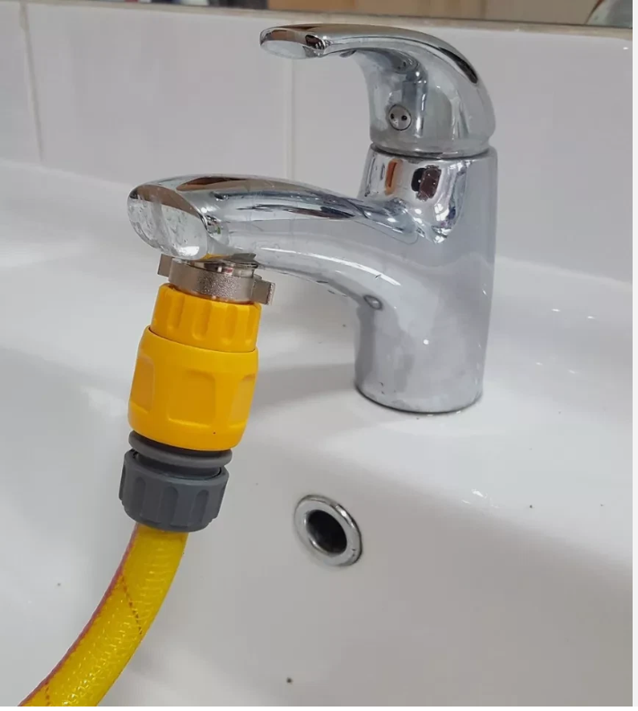 24mm Kitchen Tap Adapter – Fits Fine Thread Taps to 3/4" Garden Hose Connector