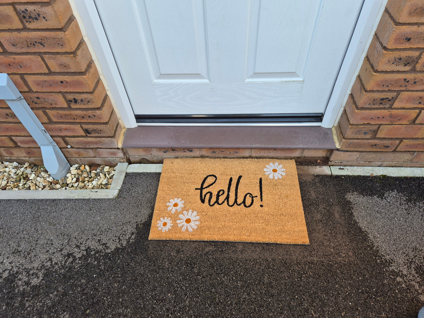 60cm x 40cm Doormat with 'Hello!' Design