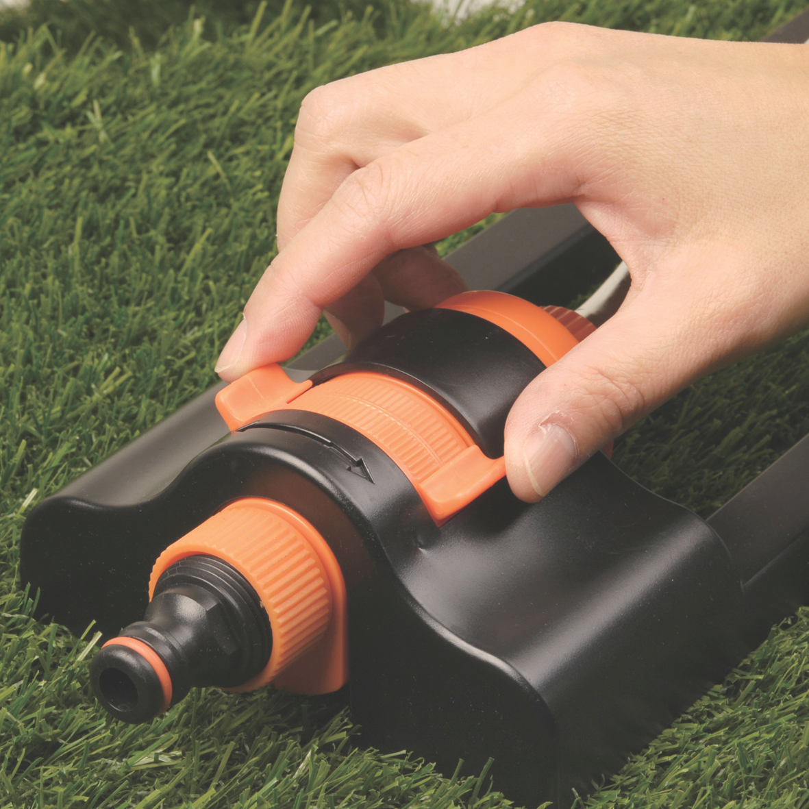 Eco Line Small Oscillating Lawn Sprinkler