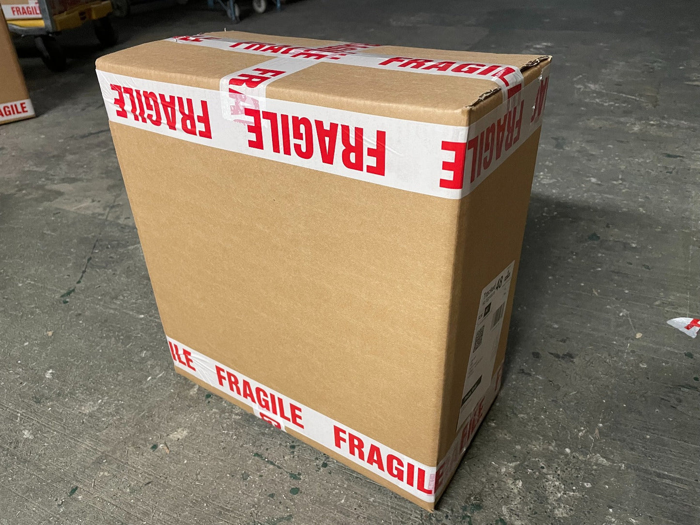 Set of 2 Plain 5L Glass Demijohns Complete With Airlock and Bung