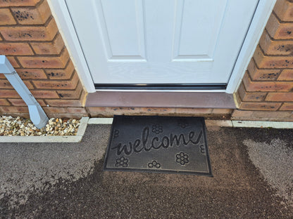 Decorative Rubber Welcome Mat 60x40cm – Small Floral Design