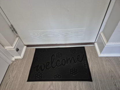 Decorative Rubber Welcome Mat 60x40cm – Small Floral Design