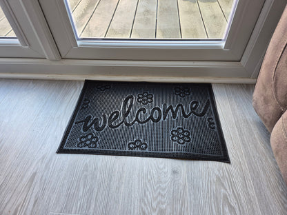 Decorative Rubber Welcome Mat 60x40cm – Small Floral Design