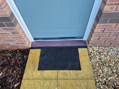Rubber Entrance Mat 60x40cm – ‘Welcome’ Floral Design