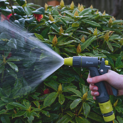 Lime Adjustable Spray Pattern Garden Hose Gun