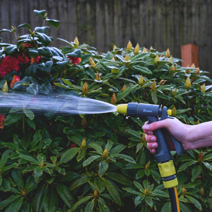 Lime Adjustable Spray Pattern Garden Hose Gun