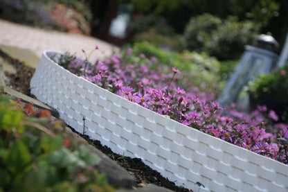 Black Plastic Palisade Lawn Border with Rattan Texture 2.4m