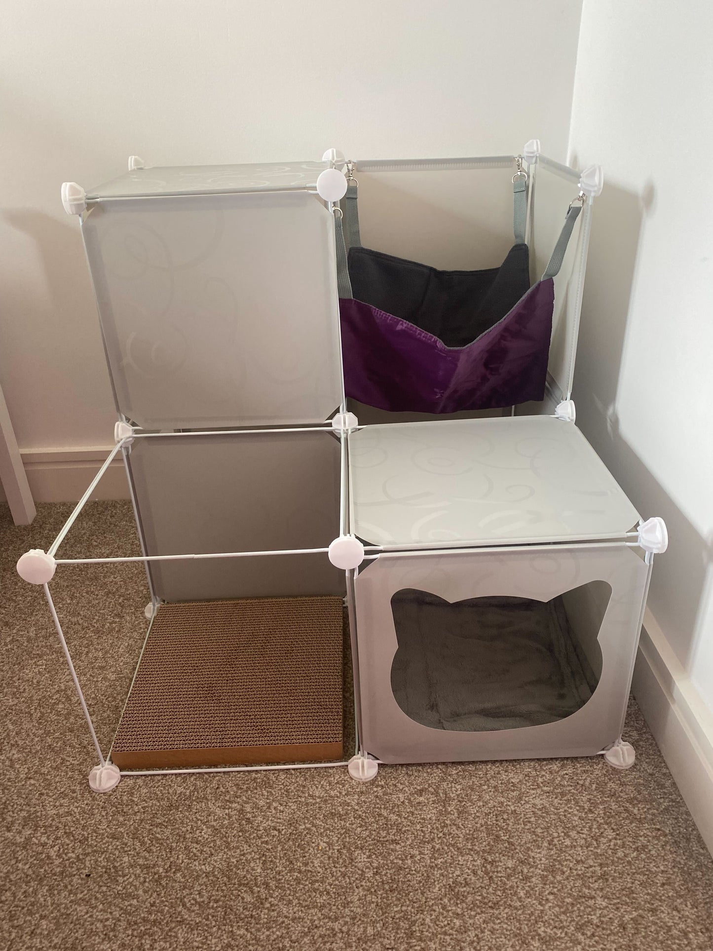 Medium-Sized Kitty Cubby Play Tower