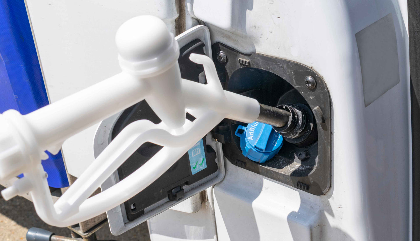 White Fuel Pump Gun – 3/4” Barb Inlet/Metal Outlet