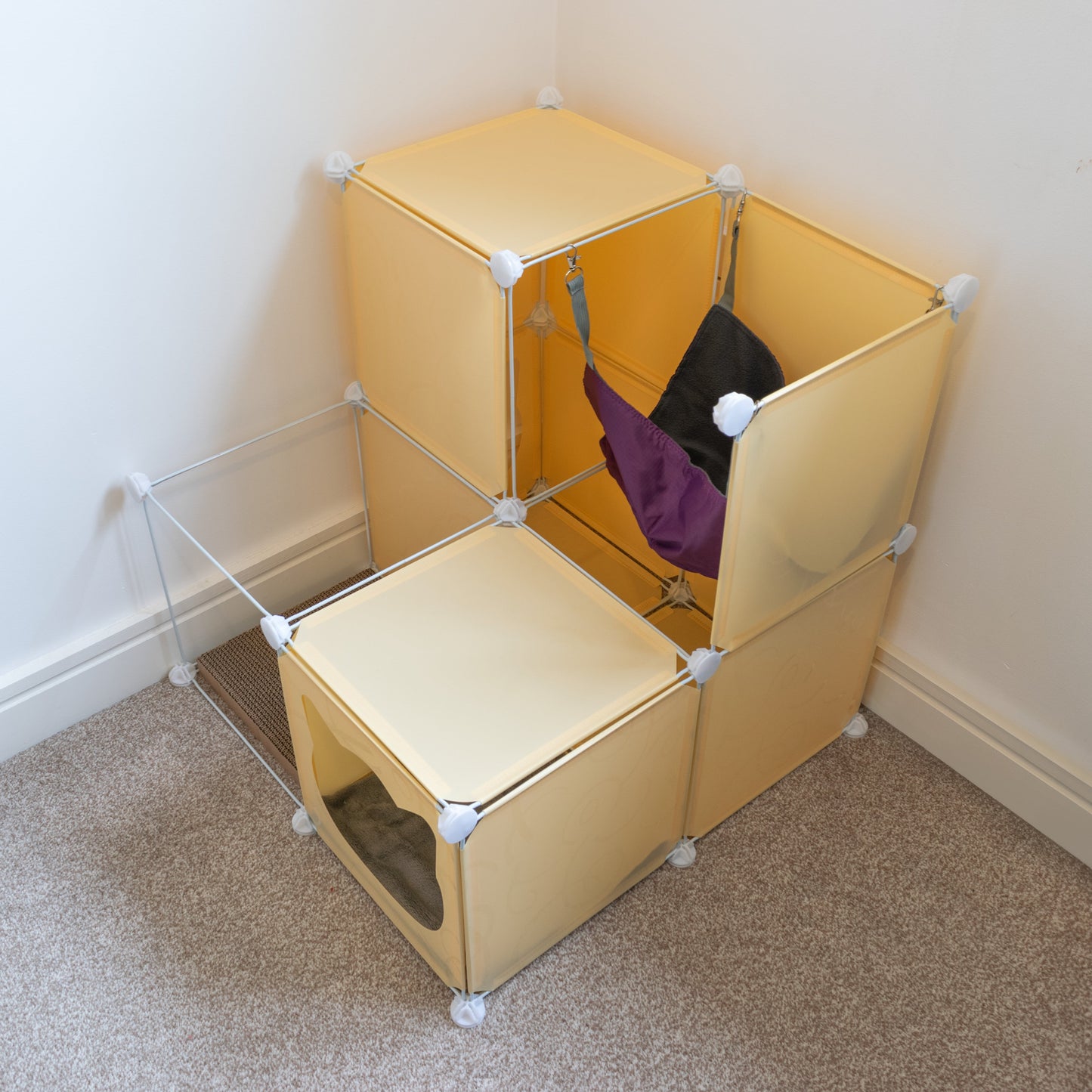 Medium-Sized Kitty Cubby Play Tower