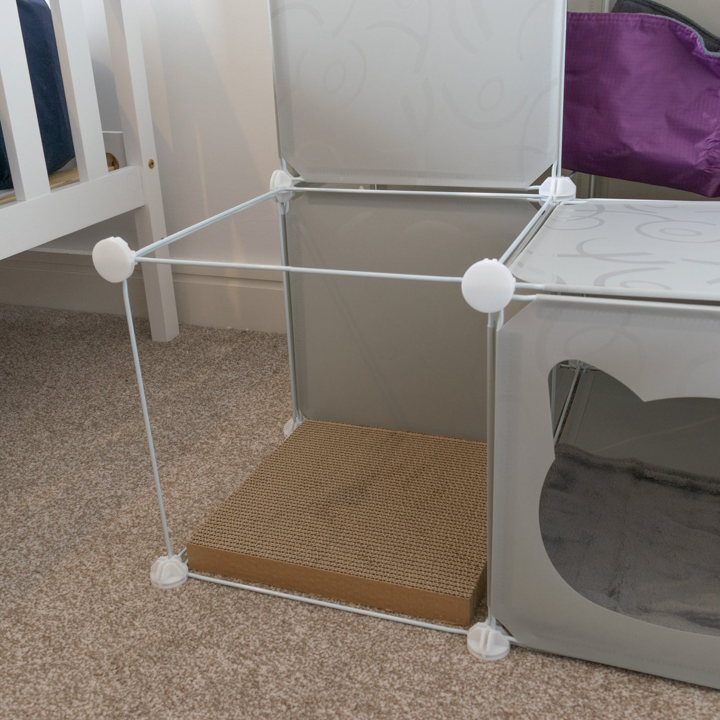 Medium-Sized Kitty Cubby Play Tower