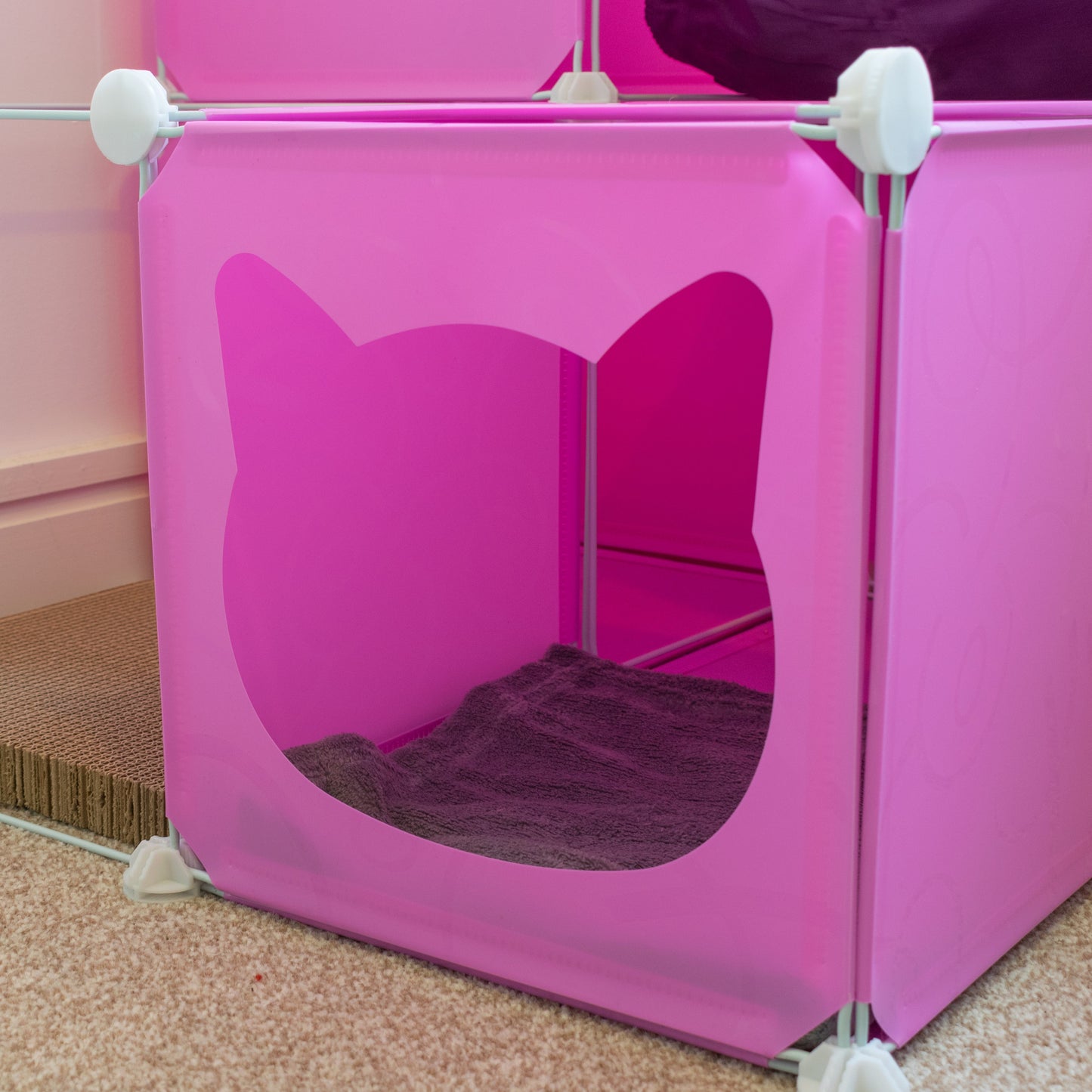 Medium-Sized Kitty Cubby Play Tower