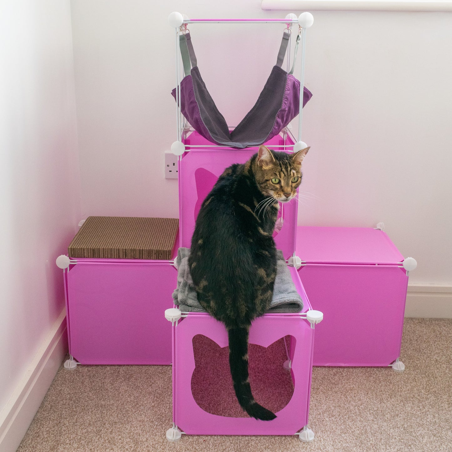Medium-Sized Kitty Cubby Play Tower