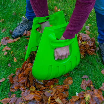 Green Large Leaf Grabber Scoops for Garden Cleaning