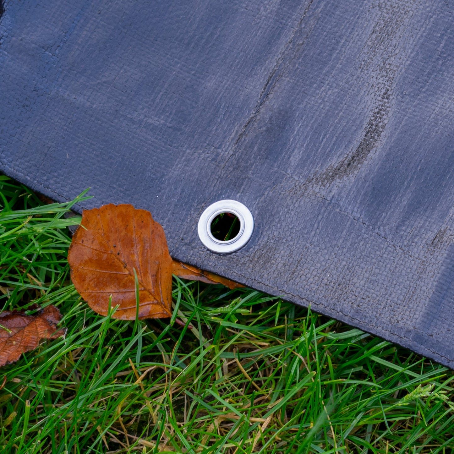 L-Grade Black/Silver Tarp 2m x 2m