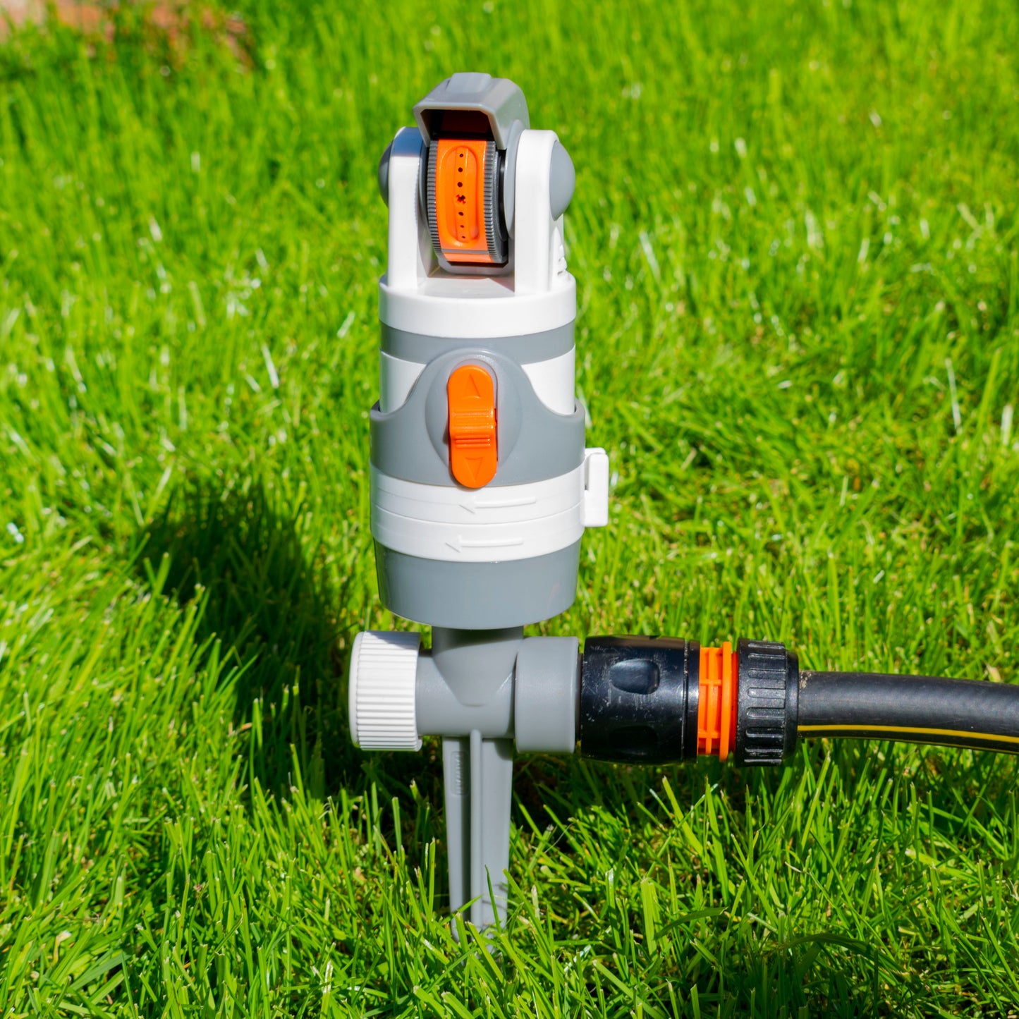 White Line Gear Drive Lawn Sprinkler with 4 Spray Patterns