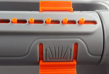 White Line Metal Oscillating Sprinkler with Adjustable Spray Width