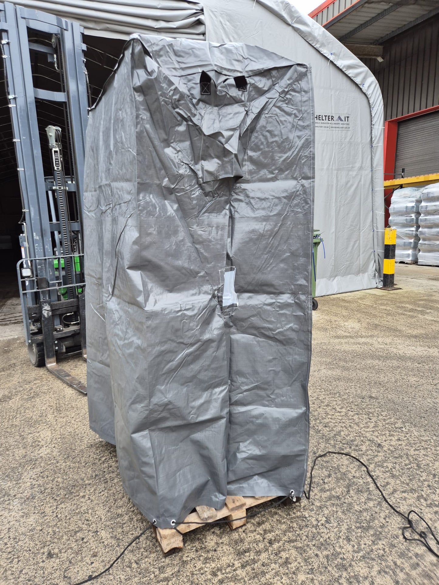 Protective Pallet Cover Bag – Large Size 1.3m x 1.3m x 2.2m