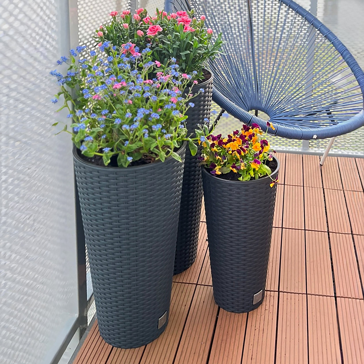 Tall Round Rattan Effect Planter with Insert 27L Anthracite Indoor Outdoor Pot