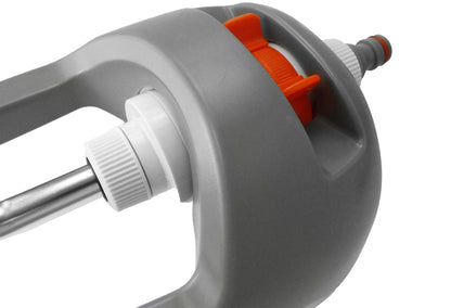 Classic Oscillating Lawn Sprinkler with White Stripe