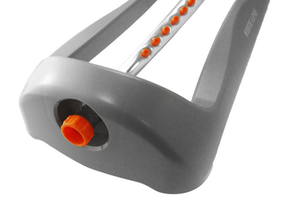 Classic Oscillating Lawn Sprinkler with White Stripe